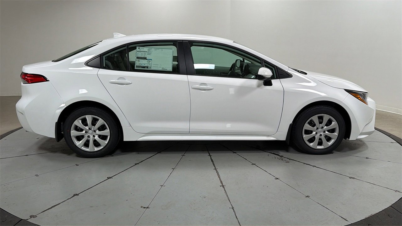 New 2026 Toyota Corolla LE image 6