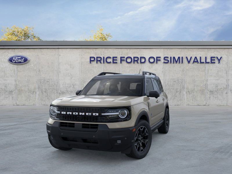 Used 2025 Ford Bronco Sport Outer Banks w/ Outer Banks Tech Package+ image 2