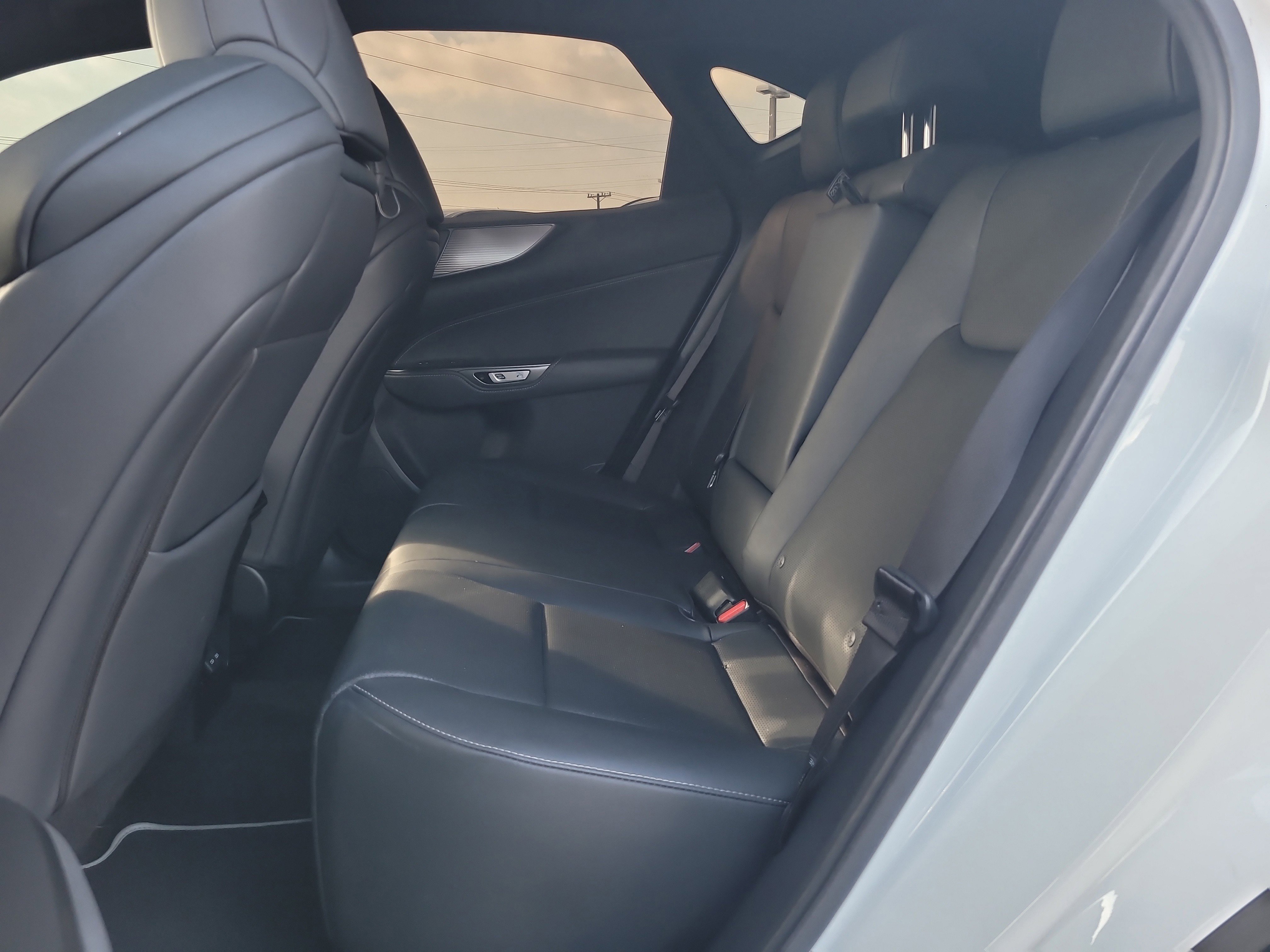 Used 2022 Lexus NX 350 F Sport image 11