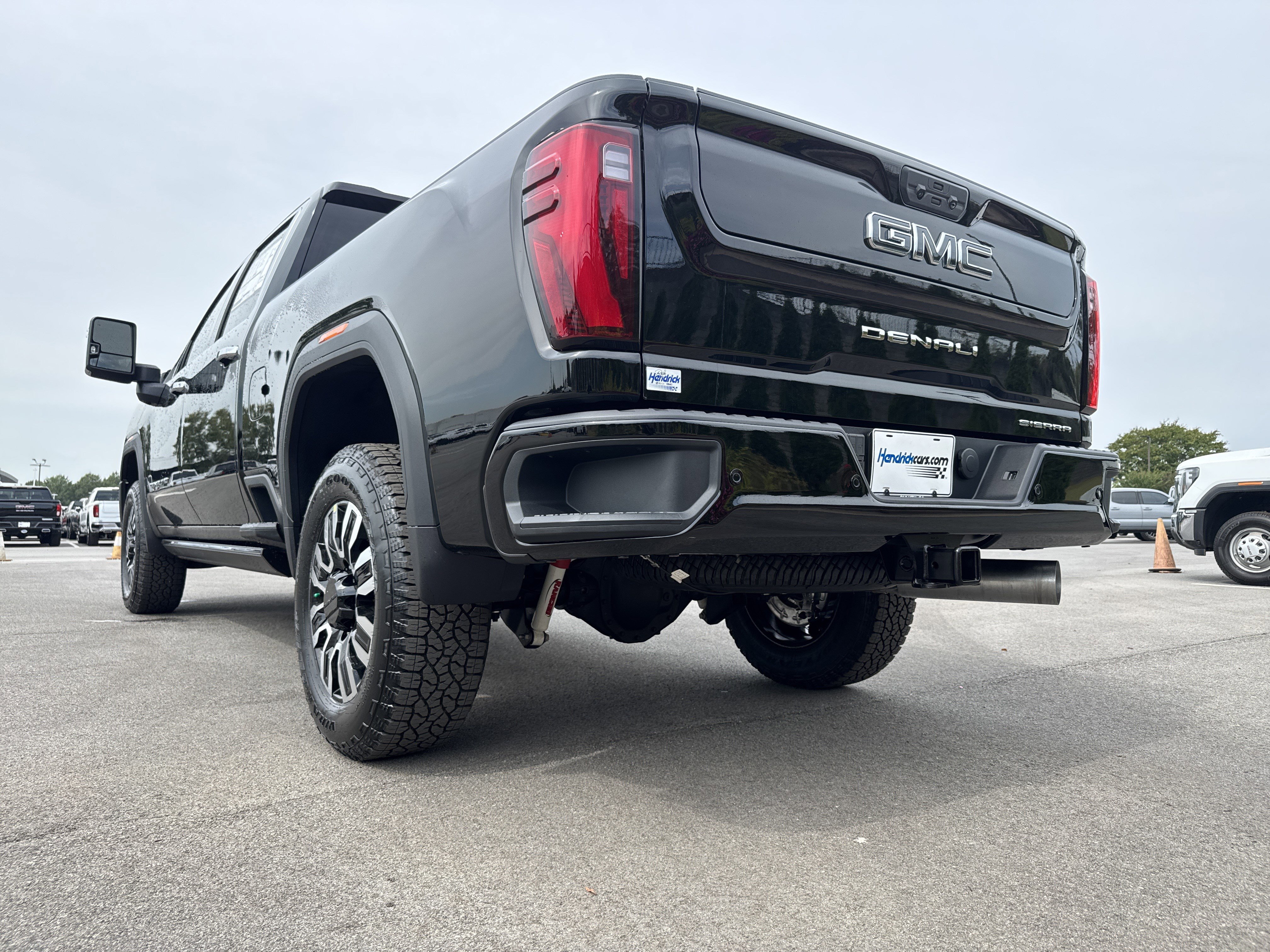New 2026 GMC Sierra 2500 Denali Ultimate image 8