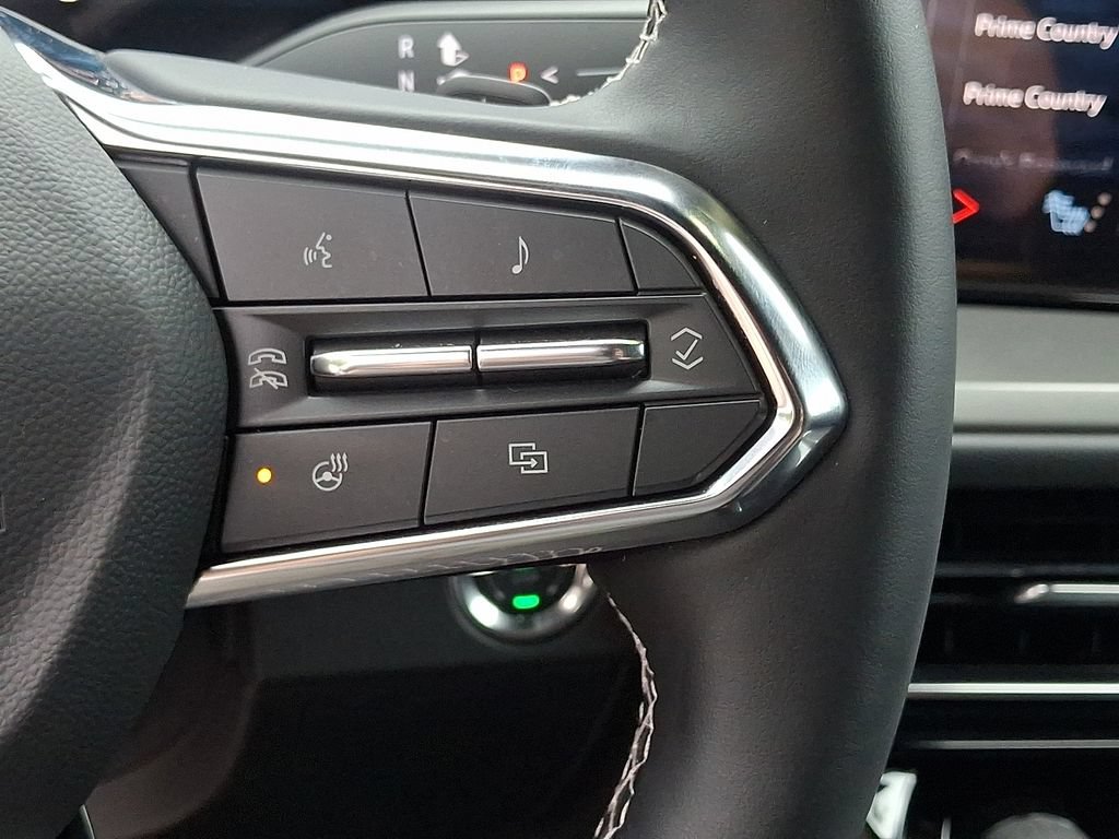 Used 2026 Chevrolet Traverse LT w/ Driver Confidence Package FWD image 23