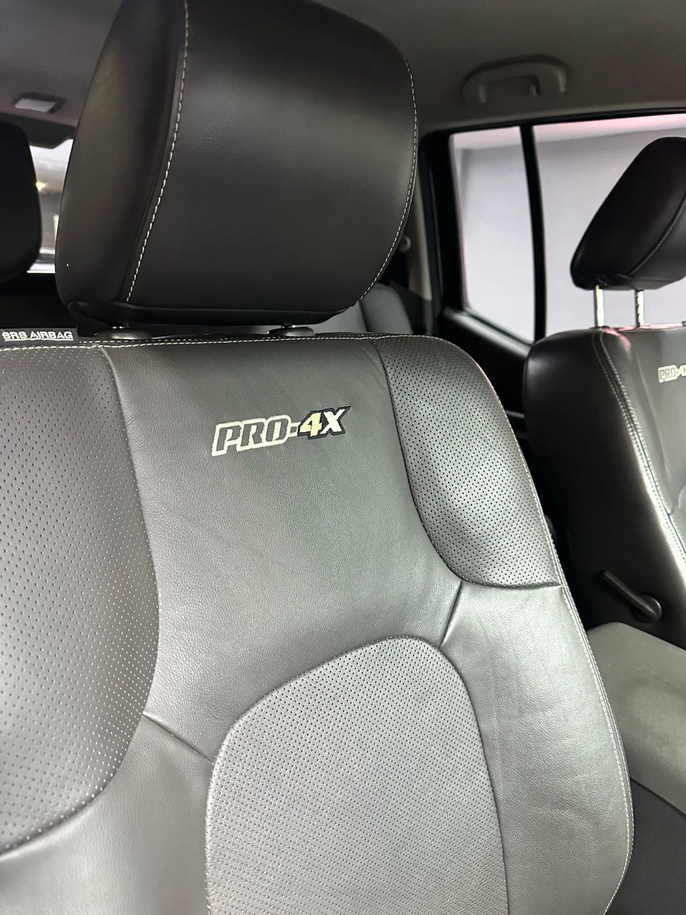 Used 2013 Nissan Xterra PRO-4X w/ Pro-4x Leather Pkg image 32
