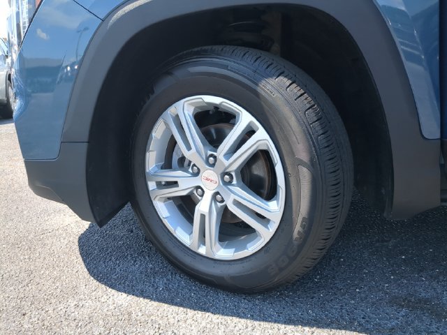Used 2024 GMC Terrain SLE AWD/4WD image 35