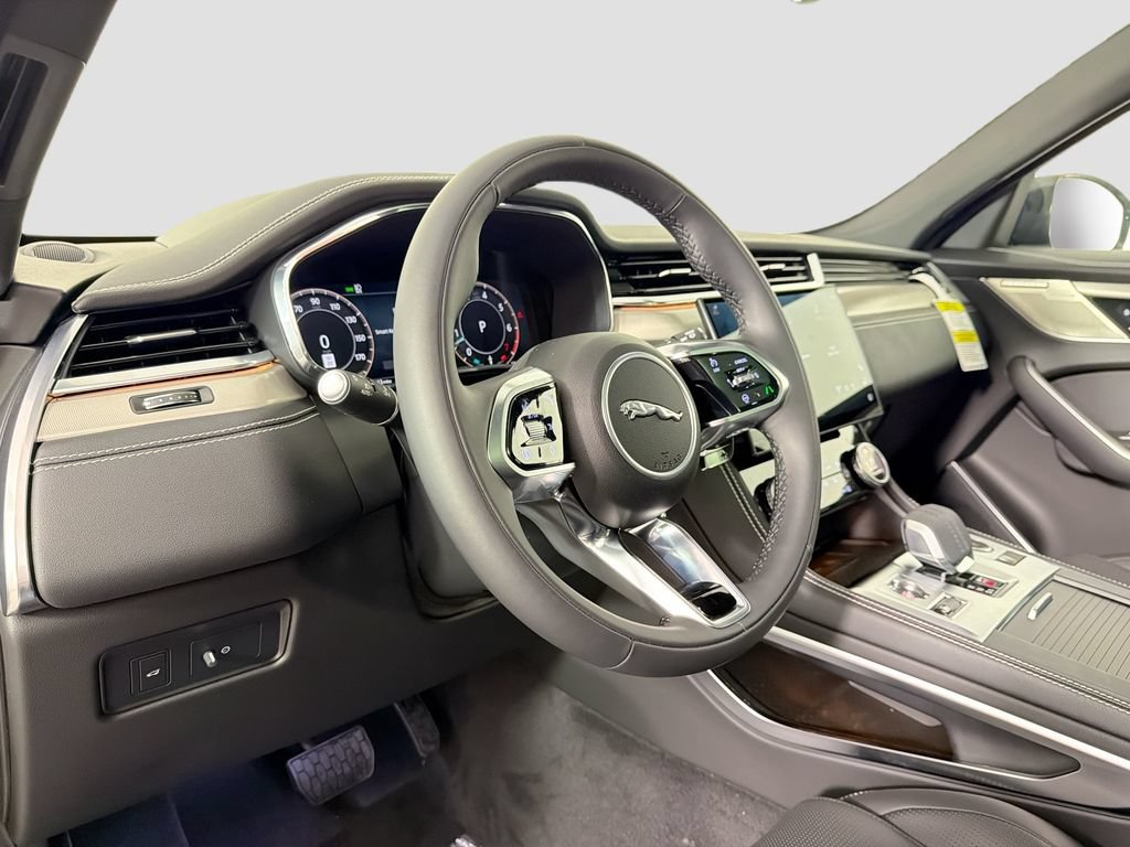 New 2026 Jaguar F-PACE R-Dynamic S AWD/4WD image 9