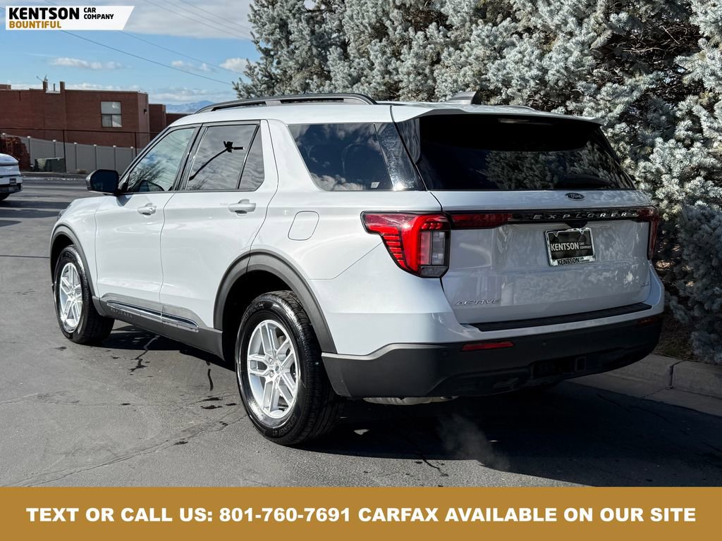 Used 2025 Ford Explorer Active image 5