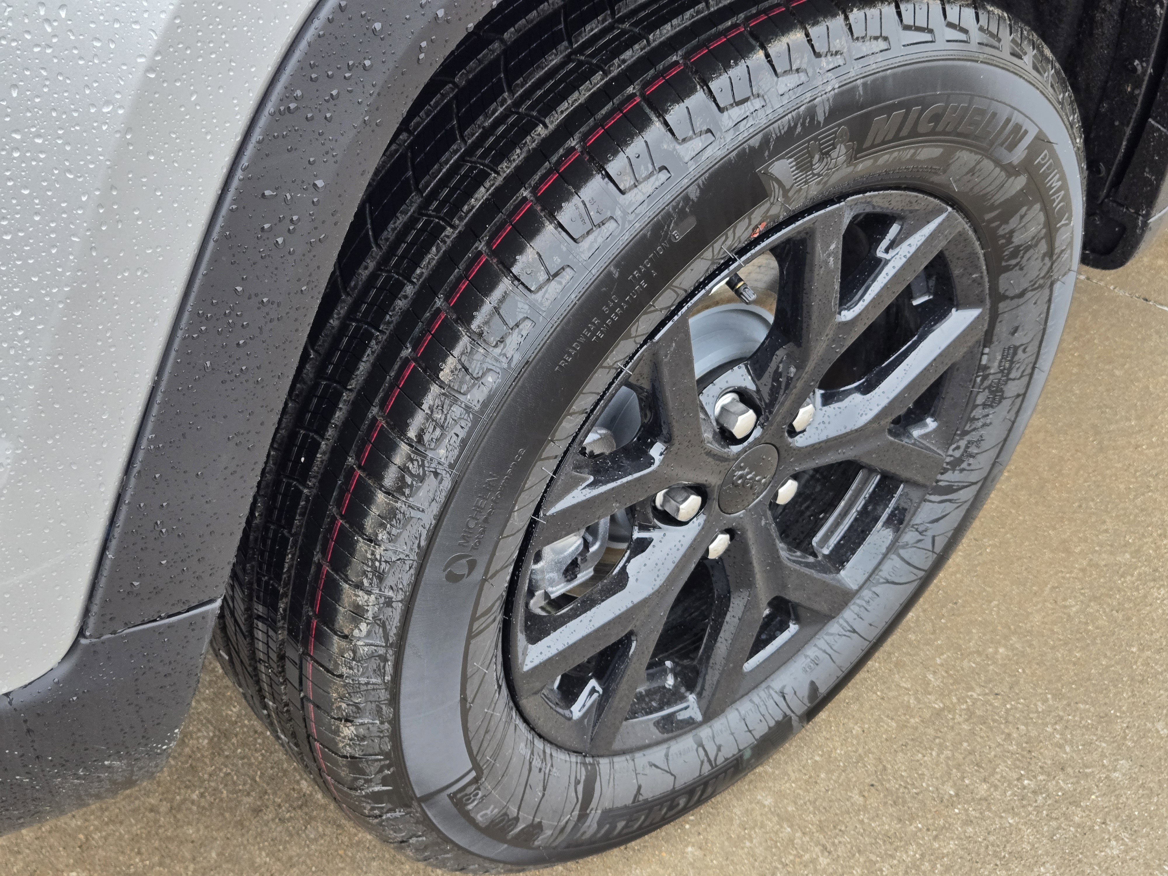 New 2026 Jeep Grand Cherokee Altitude AWD/4WD image 5