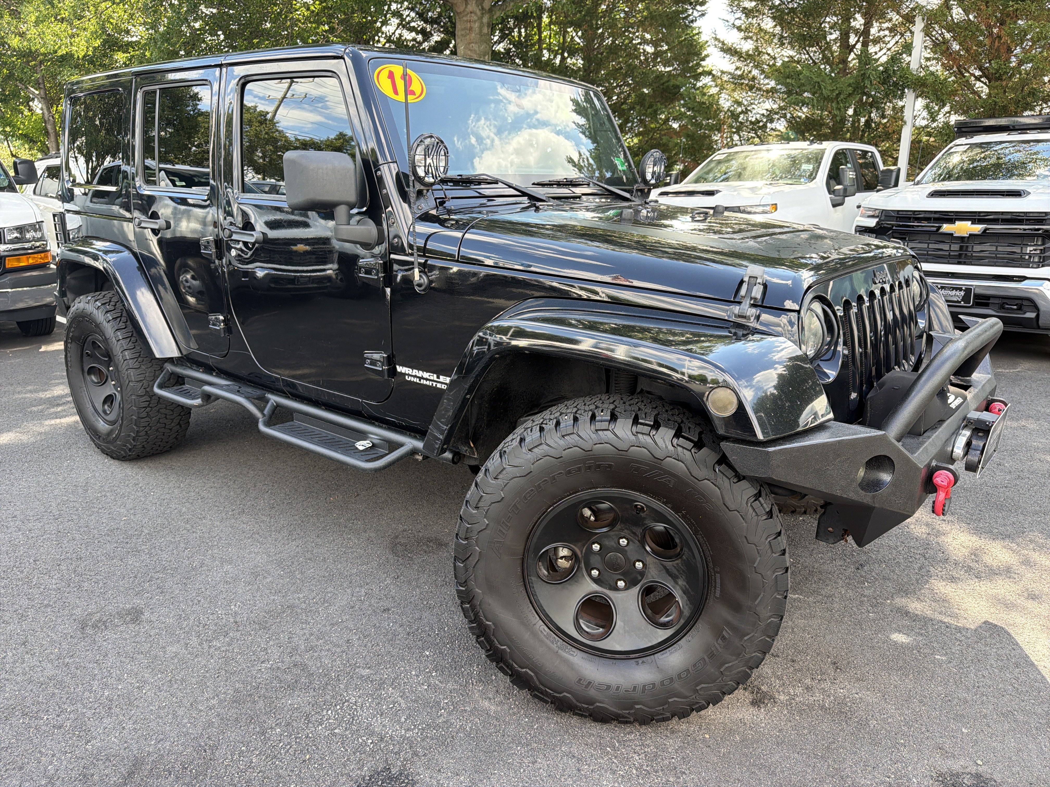 Used 2012 Jeep Wrangler Unlimited Sahara AWD/4WD image 2