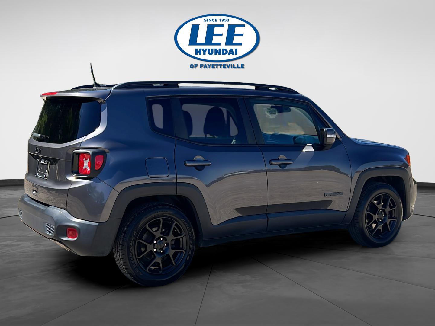 Used 2020 Jeep Renegade Altitude FWD image 4