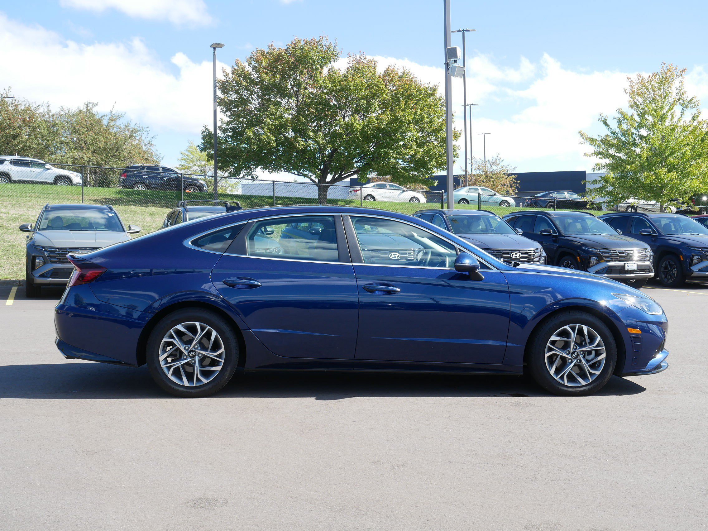Used 2020 Hyundai Sonata SEL w/ Convenience + Sunroof Package FWD image 5