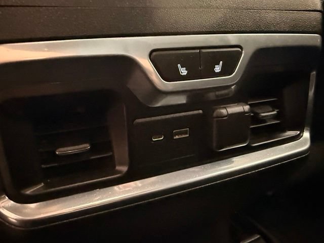 Used 2020 GMC Sierra 1500 Denali w/ Denali Ultimate Package AWD/4WD image 24