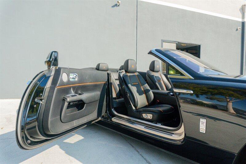 Used 2018 Rolls-Royce Dawn image 58