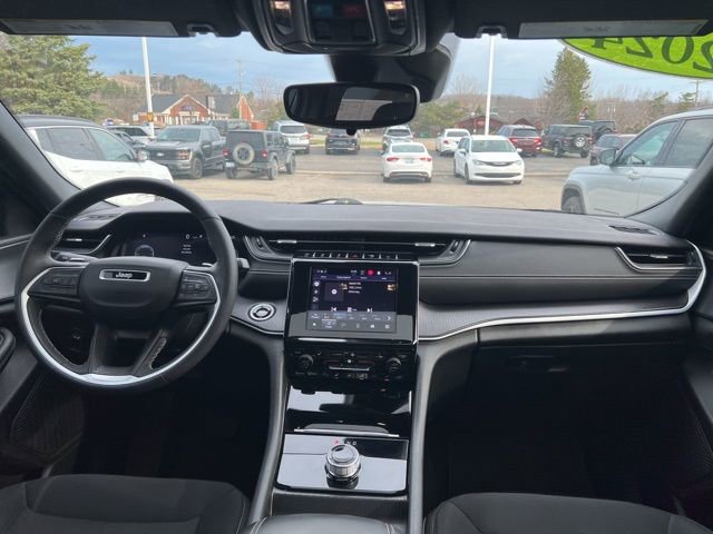 Certified 2024 Jeep Grand Cherokee L Laredo w/ Luxury Tech Group I image 16