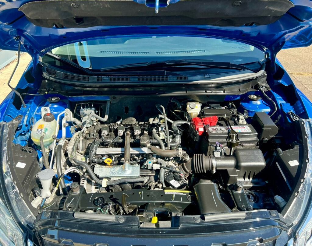 Used 2024 Nissan Kicks SV image 11