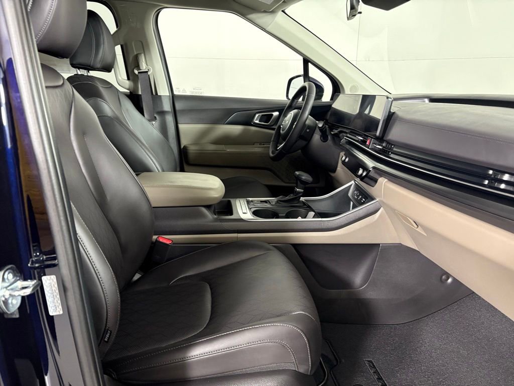 New 2026 Kia Carnival image 13