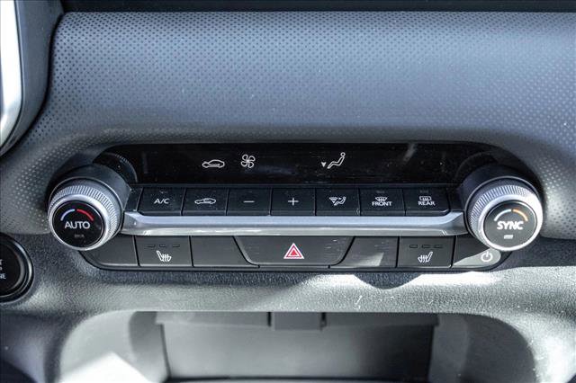 Used 2025 MAZDA CX-50 AWD 2.5 S w/ Preferred Package image 17