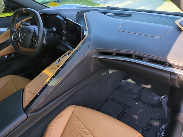 Used 2021 Chevrolet Corvette Stingray Preferred Cpe w/ Engine Appearance Package image 16