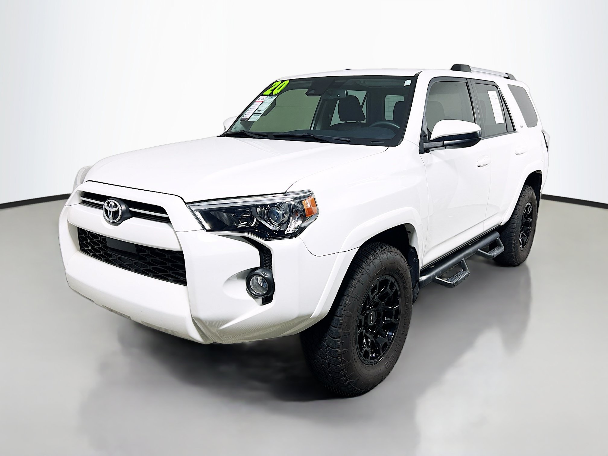 Used 2020 Toyota 4Runner SR5 AWD/4WD image 10