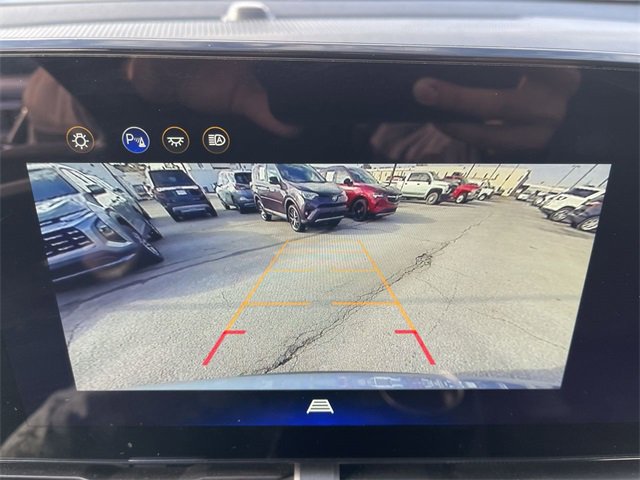 Used 2025 Chevrolet Equinox LT image 17