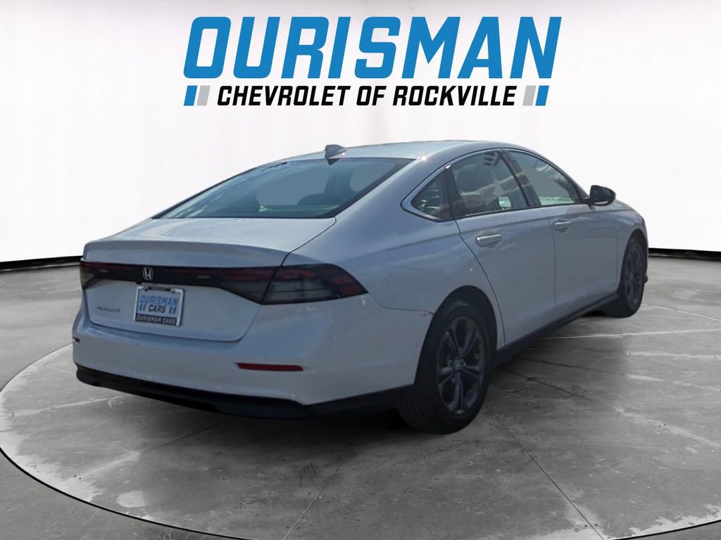 Used 2023 Honda Accord EX image 6