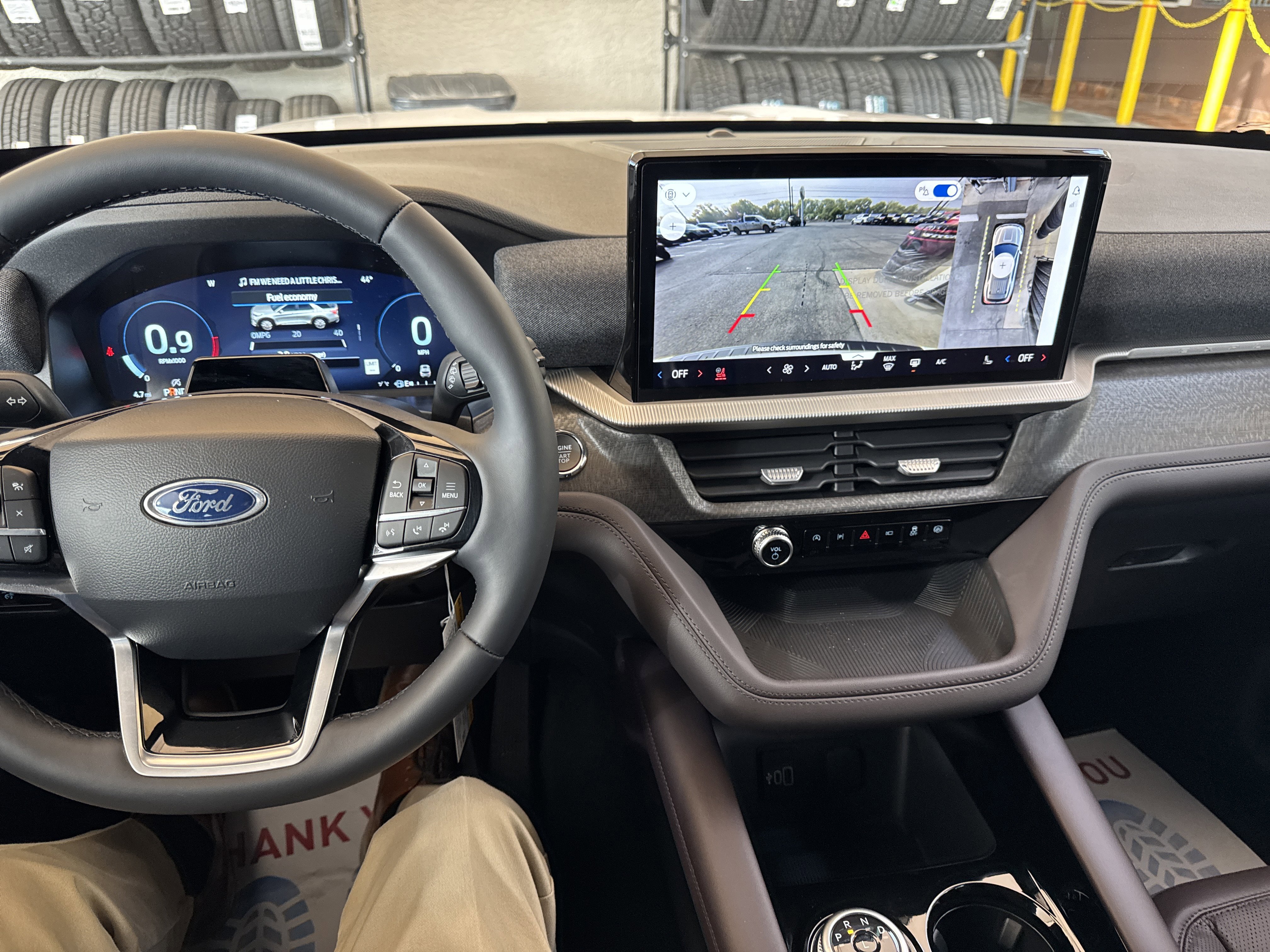 New 2026 Ford Explorer Platinum image 32