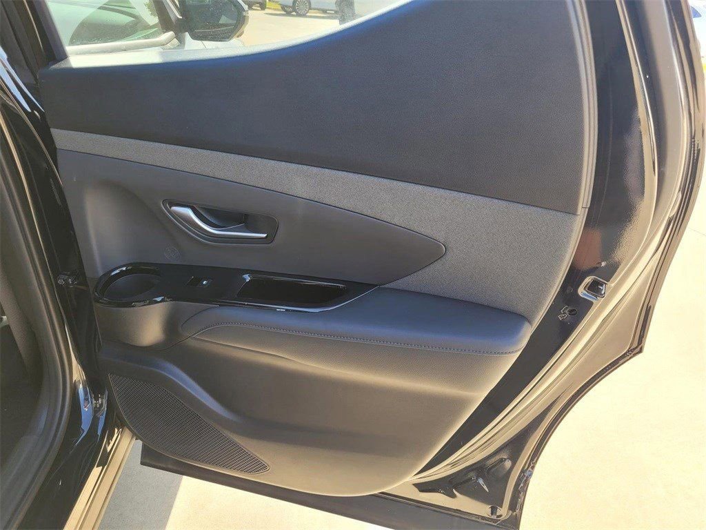 New 2025 Hyundai Santa Cruz Limited image 12