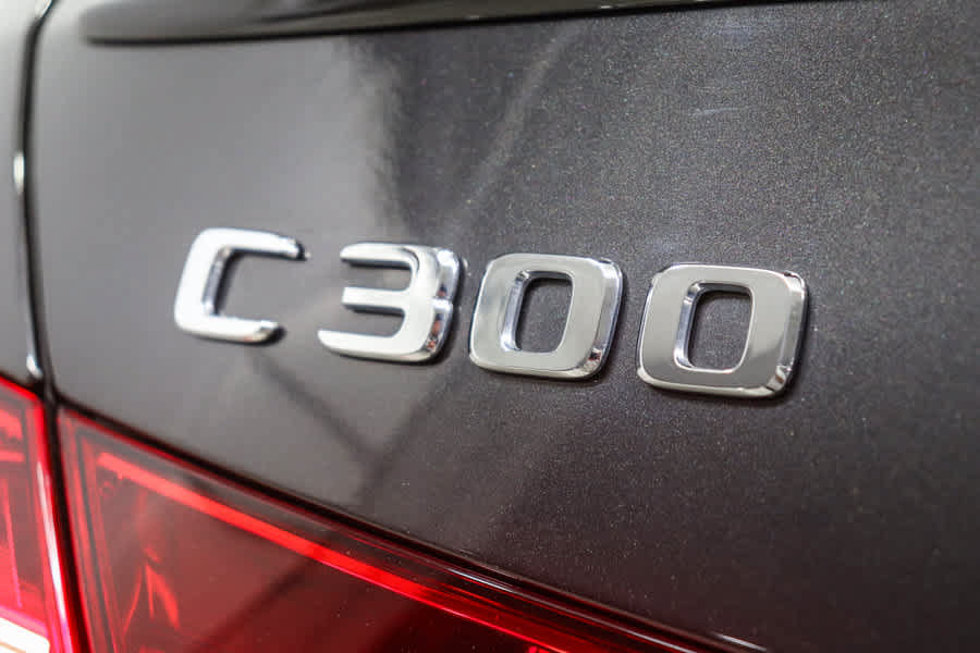 Used 2023 Mercedes-Benz C 300 Sedan image 9