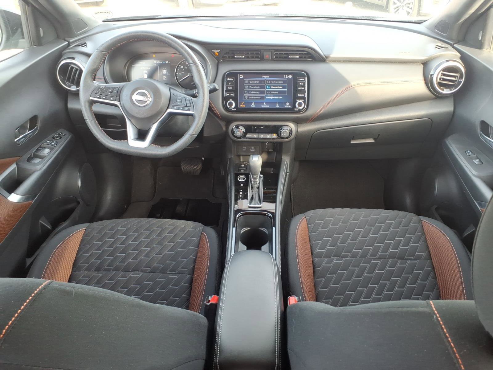 Used 2023 Nissan Kicks SR image 10