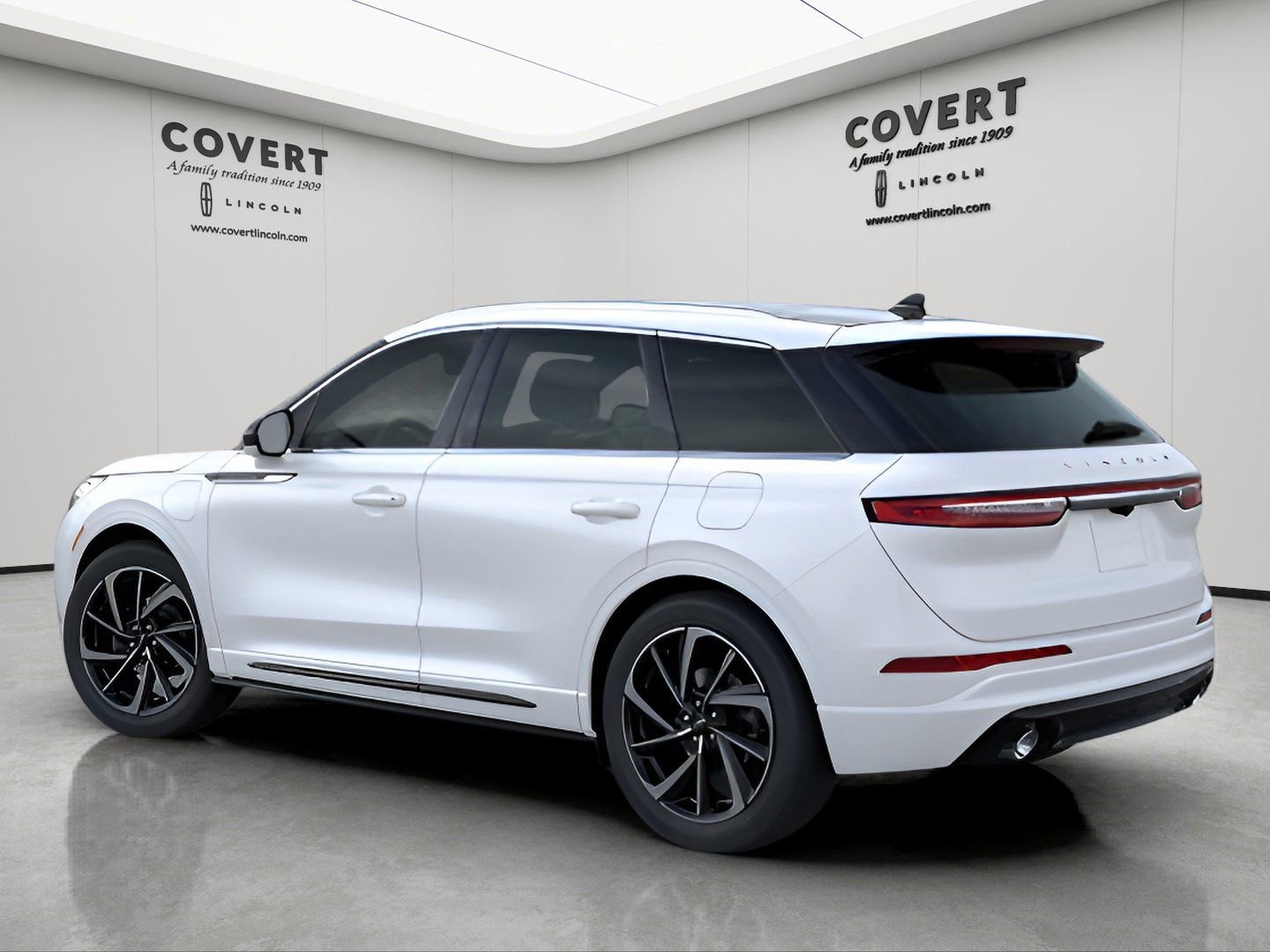 New 2024 Lincoln Corsair Grand Touring w/ Equipment Group 302A AWD/4WD image 3