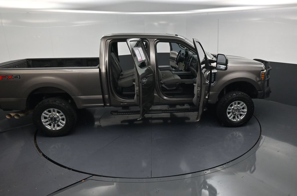 Used 2019 Ford F250 XLT w/ XLT Value Package AWD/4WD image 23