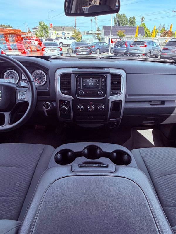 Used 2014 RAM 1500 Classic SLT RWD image 37