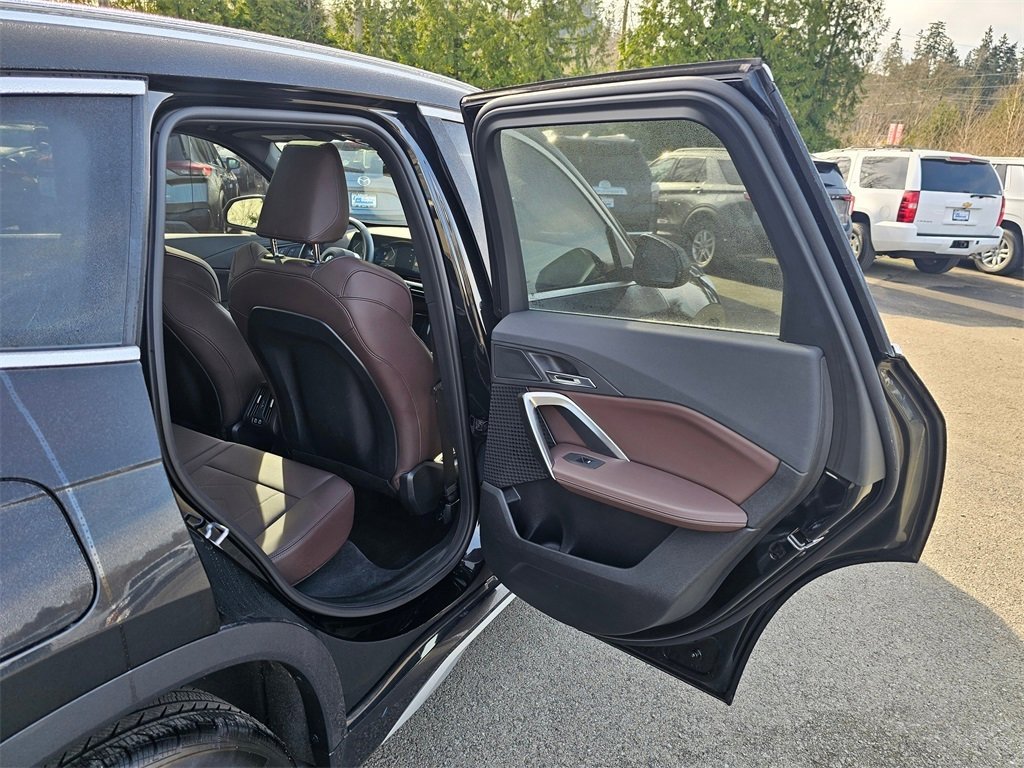 Used 2025 BMW X1 xDrive28i w/ Convenience Package image 26