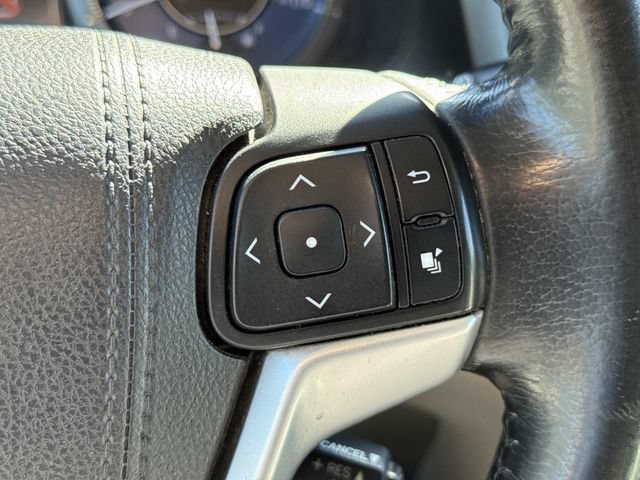 Used 2016 Toyota Sienna XLE w/ XLE Navigation Package FWD image 24