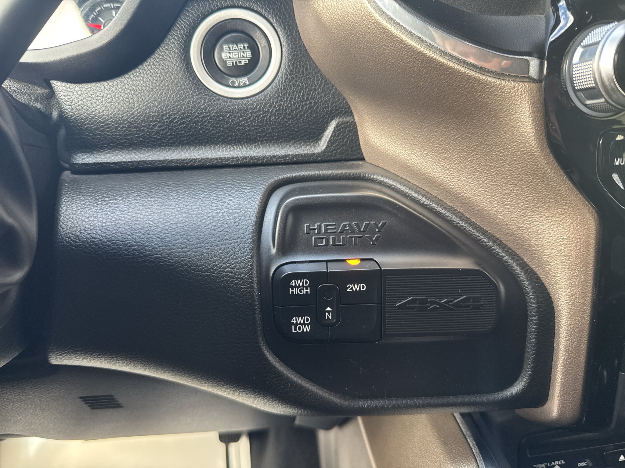 Used 2019 RAM 3500 Laramie AWD/4WD image 22