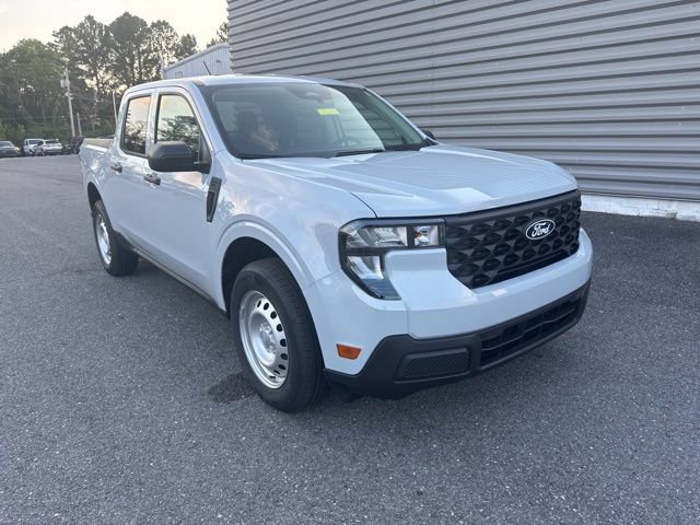 New 2025 Ford Maverick XL image 1