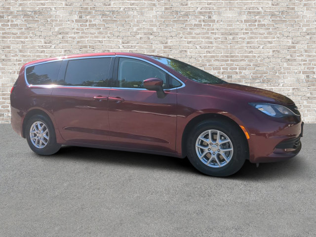Used 2017 Chrysler Pacifica LX
