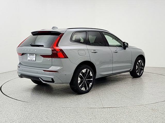 New 2026 Volvo XC60 T8 Plus w/ Climate Package AWD/4WD image 5