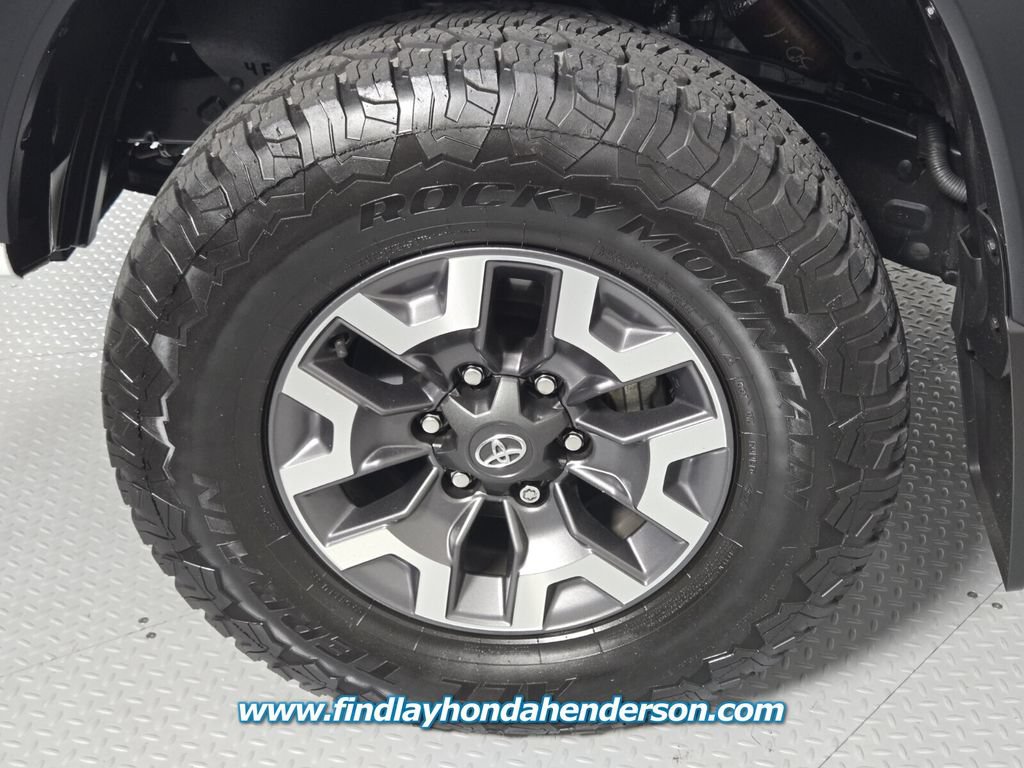 Used 2023 Toyota Tacoma TRD Off-Road w/ Advanced Technology Package AWD/4WD image 9