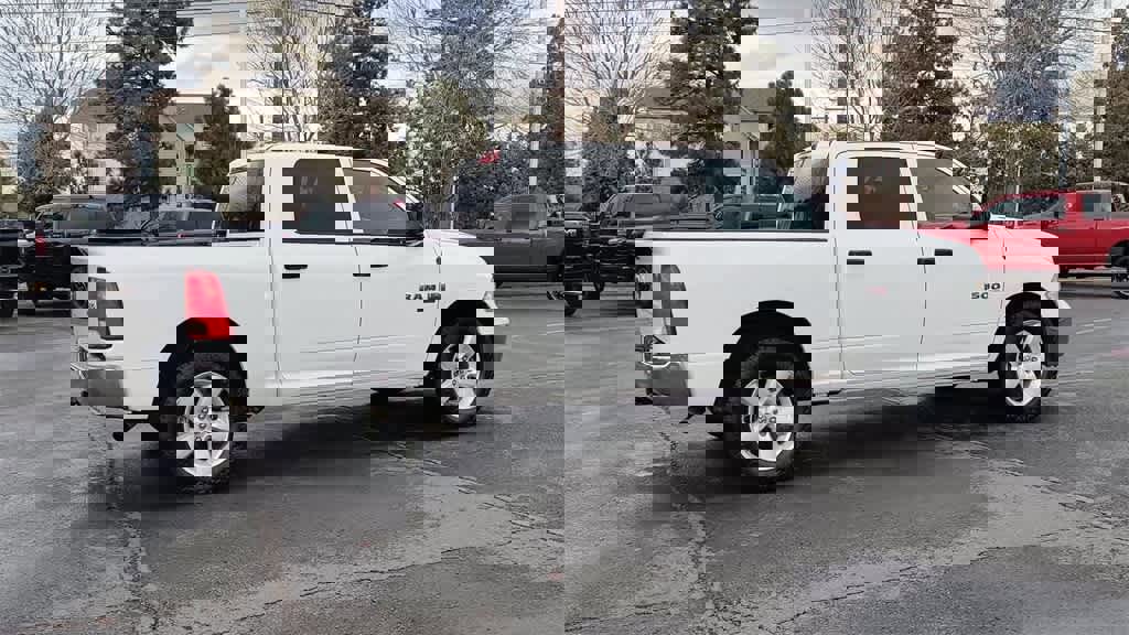 Used 2023 RAM 1500 Classic SLT image 9