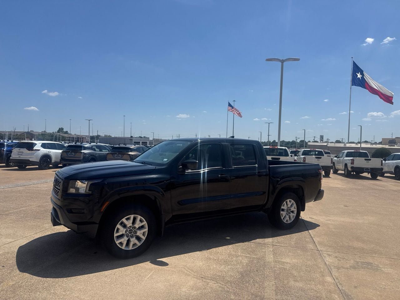 Certified 2022 Nissan Frontier SV AWD/4WD image 11