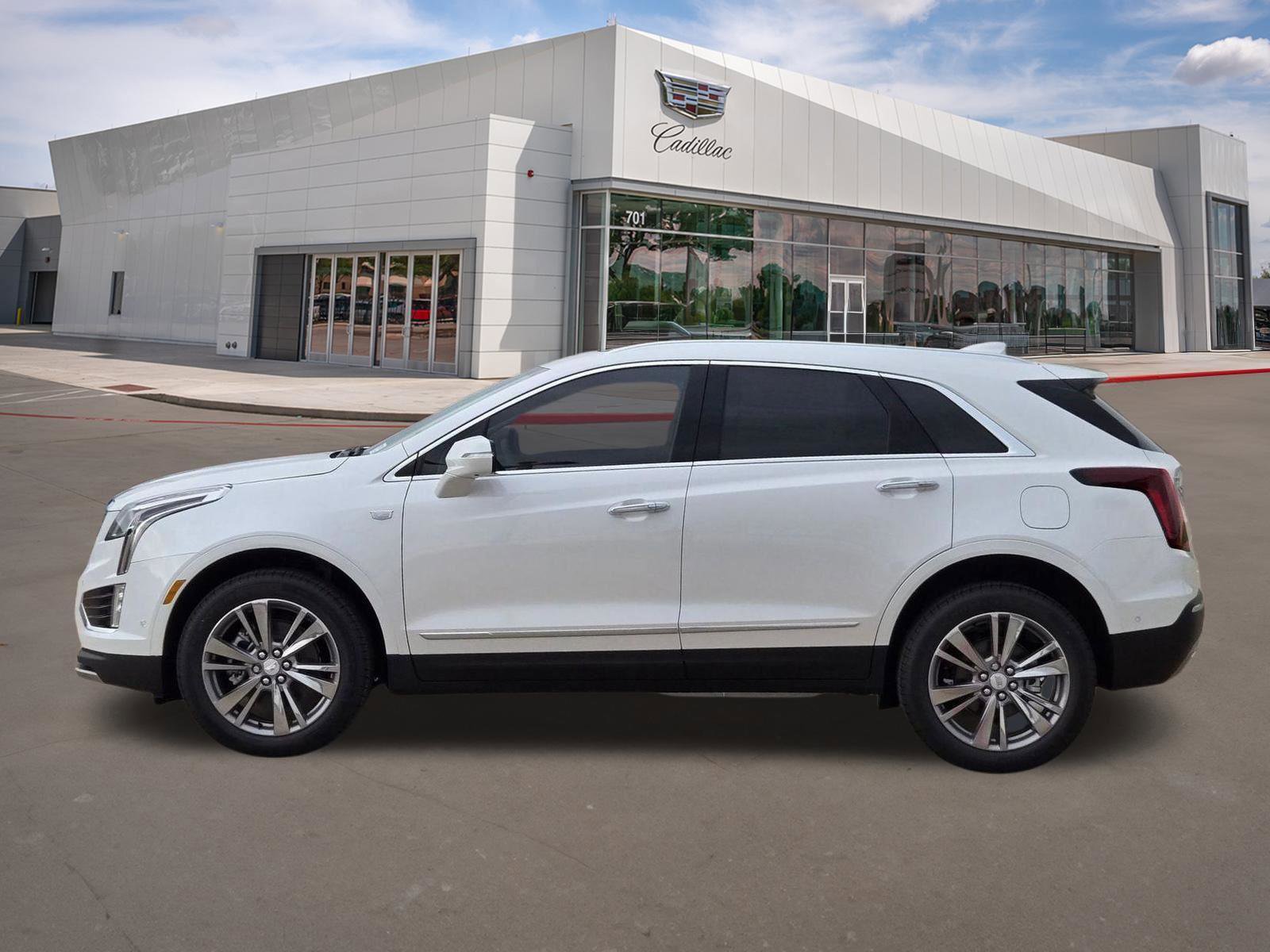 New 2026 Cadillac XT5 Premium Luxury w/ Driver Assist Package AWD/4WD image 3
