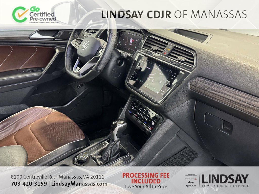 Used 2024 Volkswagen Tiguan SEL R-Line AWD/4WD image 11