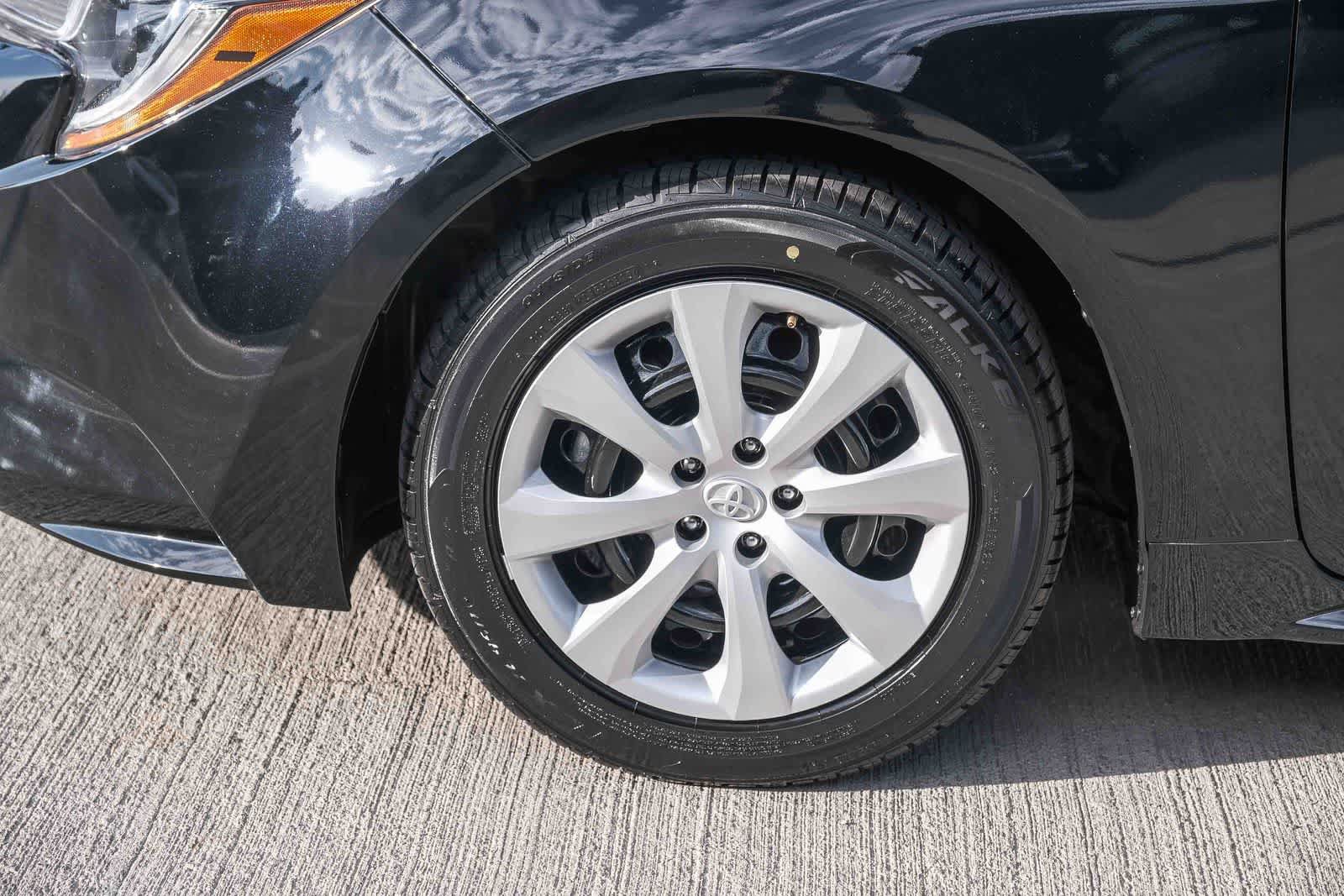 Certified 2024 Toyota Corolla LE FWD image 9