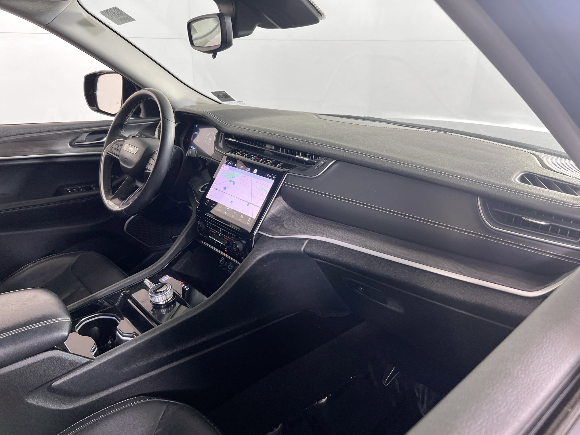 Used 2021 Jeep Grand Cherokee L Limited image 30