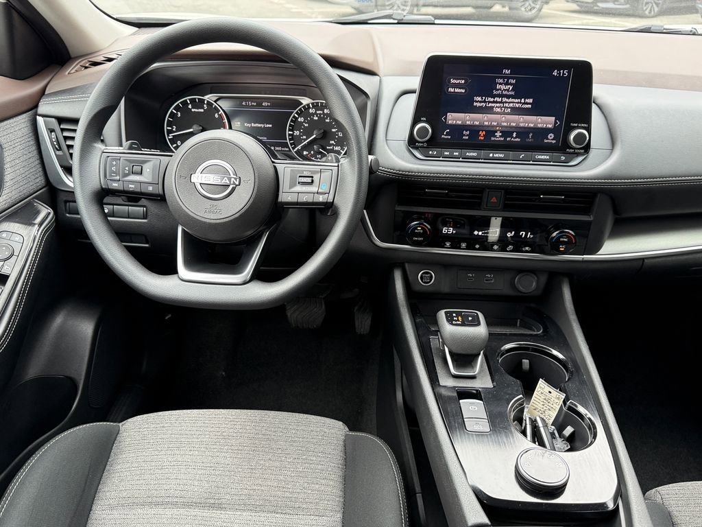Used 2023 Nissan Rogue SV AWD/4WD image 12