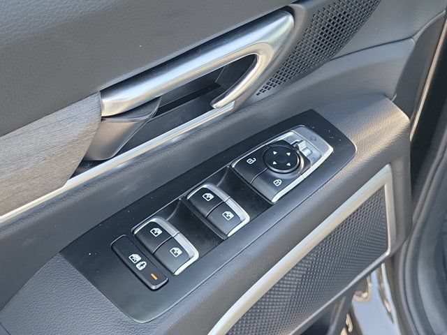 Used 2022 Kia Telluride EX w/ EX Premium Package AWD/4WD image 19