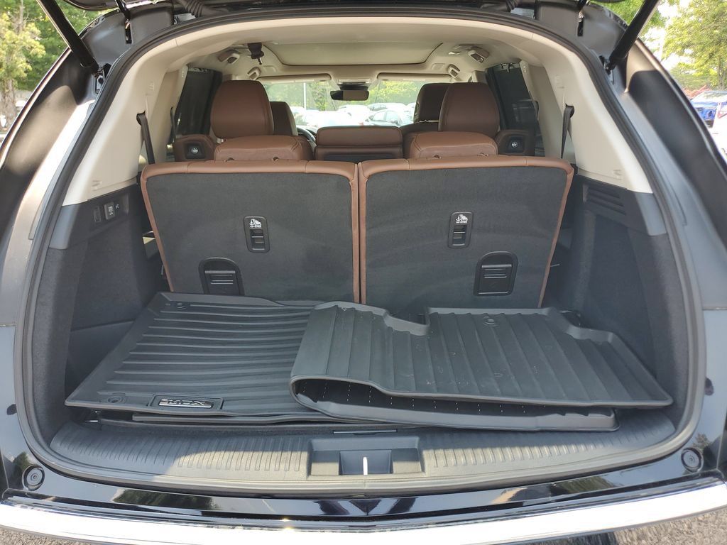 Certified 2026 Acura MDX w/ Technology Package FWD image 9