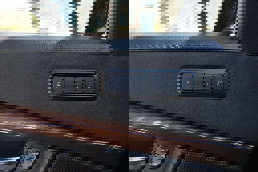 Used 2020 Cadillac Escalade Luxury image 20