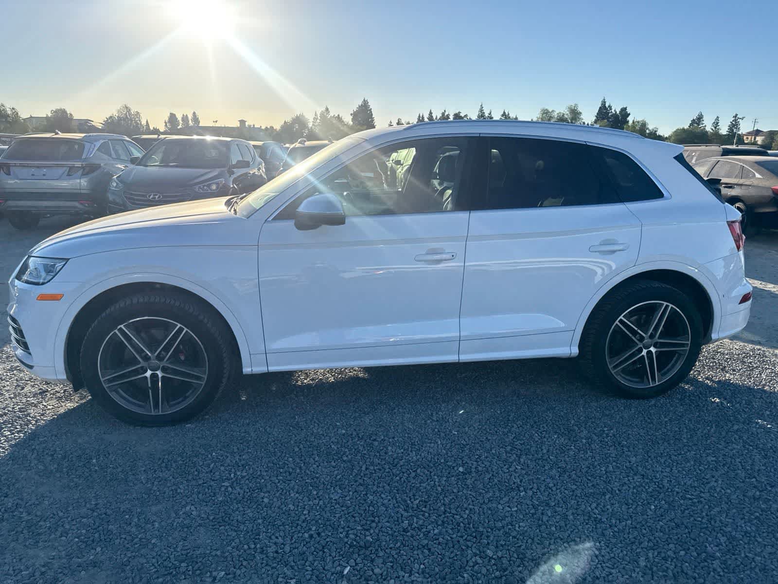 Used 2019 Audi SQ5 Premium w/ Convenience Package AWD/4WD image 8