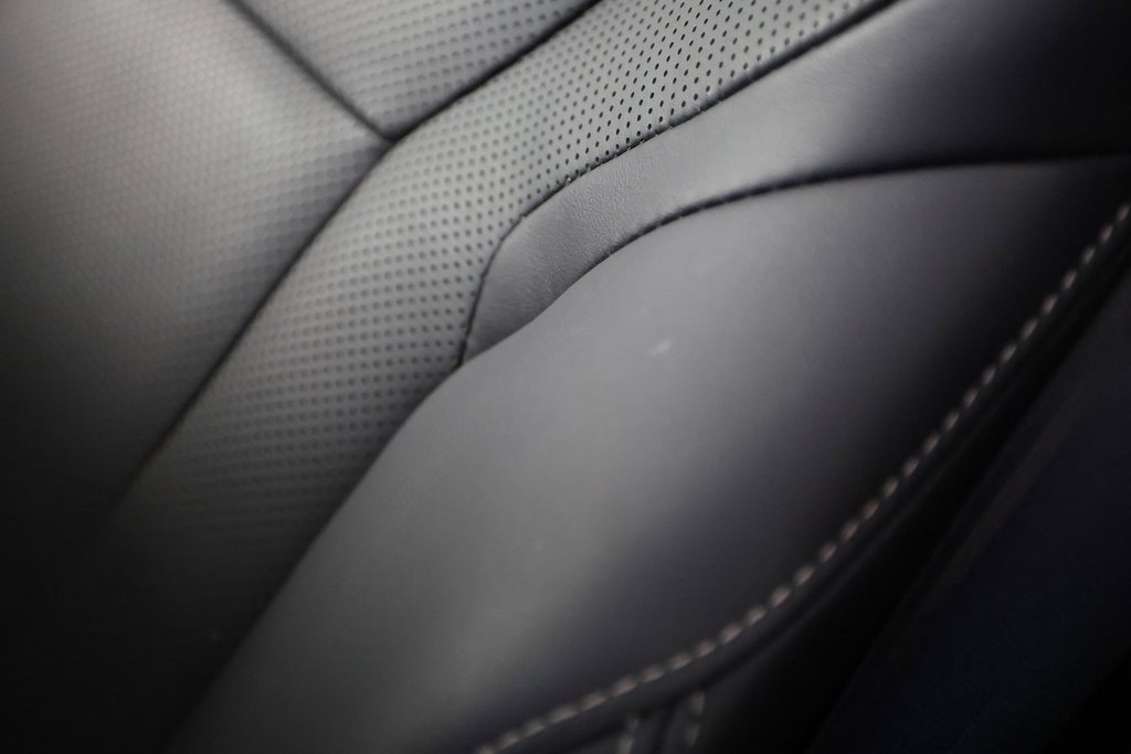 Used 2024 Lexus LX 600 4WD w/ Appearance Package image 45