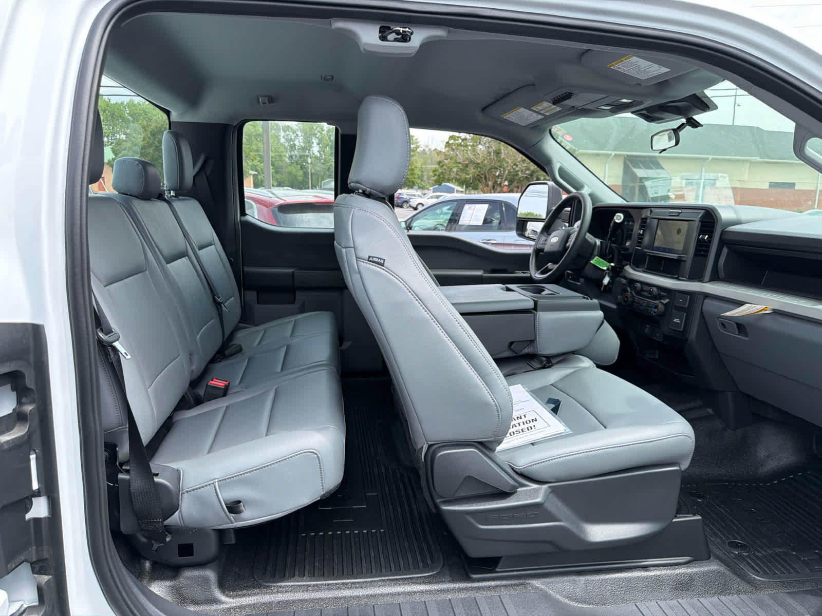 New 2025 Ford F250 XL w/ FX4 Off-Road Package AWD/4WD image 19